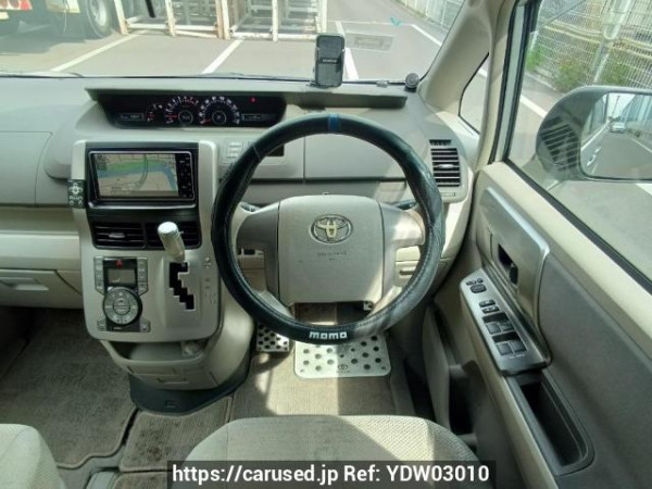 Used 2009 AT toyota noah ZRR70W Image[20]