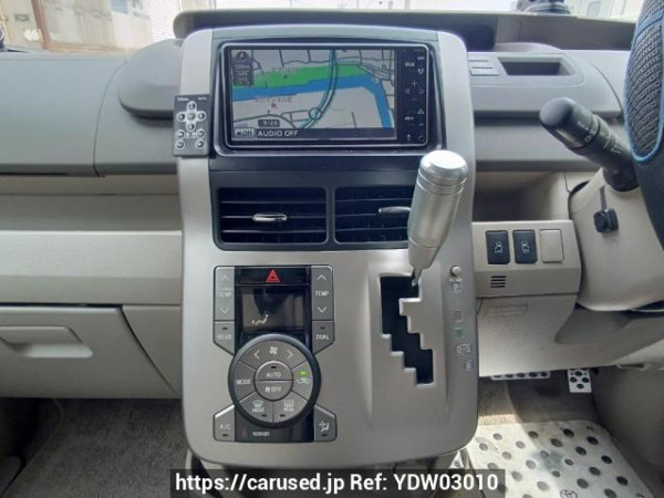 Used 2009 AT toyota noah ZRR70W Image[23]