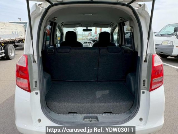 Used 2005 AT toyota ractis NCP105 Image[8]