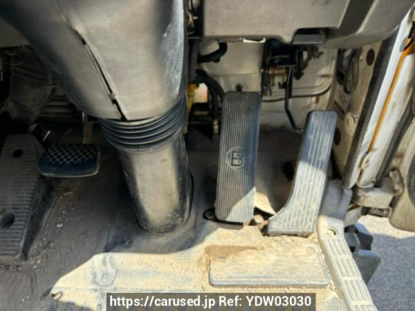 Used 2005 MT isuzu forward FRR35C3S Image[10]