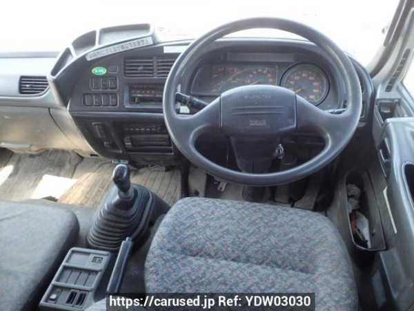 Used 2005 MT isuzu forward FRR35C3S Image[21]