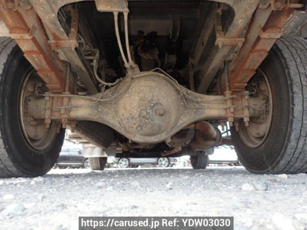 Used 2005 MT isuzu forward FRR35C3S Image[38]