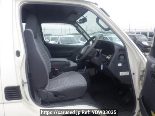 Used 2002 AT toyota hiace-commuter RZH125B Image[11]