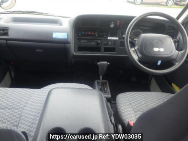 Used 2002 AT toyota hiace-commuter RZH125B Image[16]