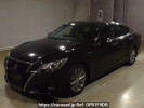 Toyota Crown Hybrid AWS210