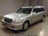 Used 2001 AT toyota crown-estate JZS171W Image[0]