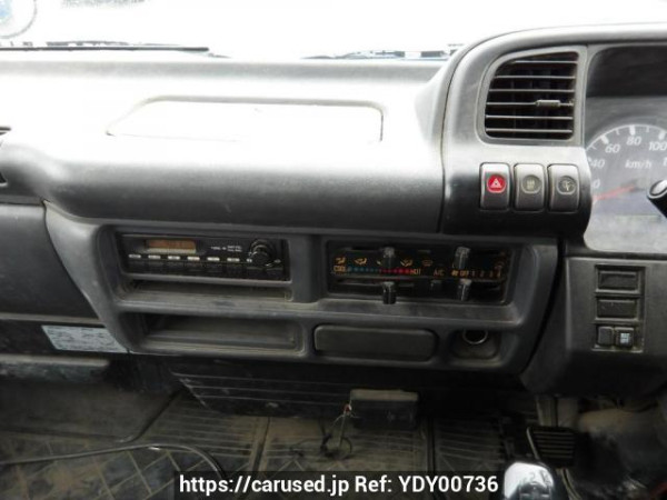 Used 2005 MT mazda titan LKR81A Image[22]