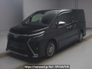 Toyota Voxy ZWR80W