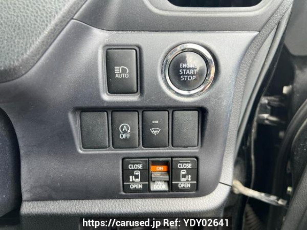 Used 2014 AT toyota noah ZRR85G Image[28]