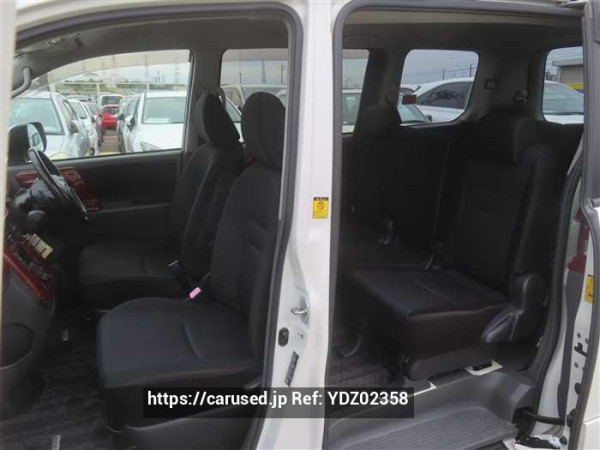 Used 2010 CVT toyota voxy ZRR70 Image[21]
