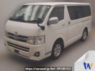 Toyota Hiace Van TRH200V