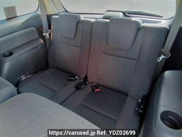Used 2004 AT toyota wish ZNE10G Image[16]