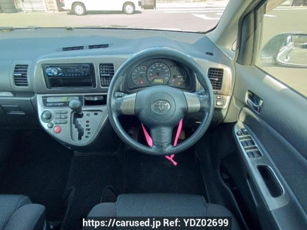 Used 2004 AT toyota wish ZNE10G Image[19]