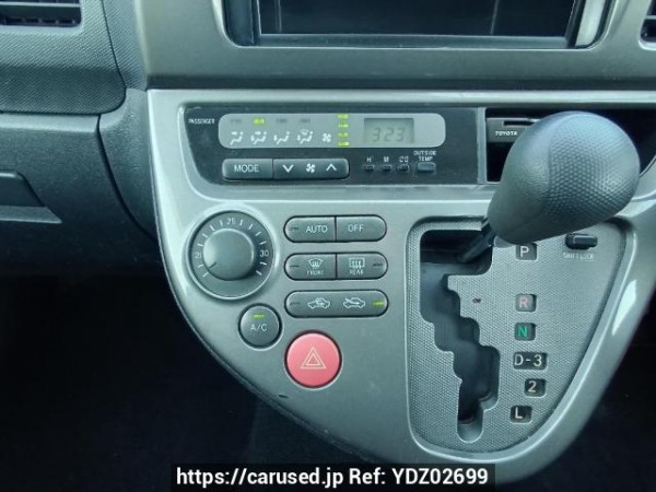 Used 2004 AT toyota wish ZNE10G Image[24]