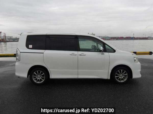 Used 2009 AT toyota voxy ZRR70W Image[7]