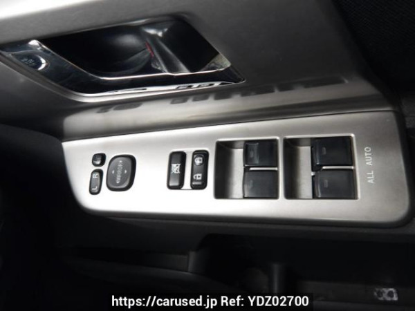 Used 2009 AT toyota voxy ZRR70W Image[29]