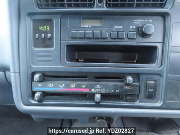 Used 2001 AT toyota hiace-wagon RZH111G Image[22]