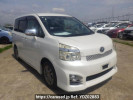 Toyota Voxy ZRR70W