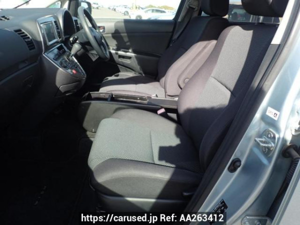 Used 2005 AT toyota wish ZNE10G Image[10]
