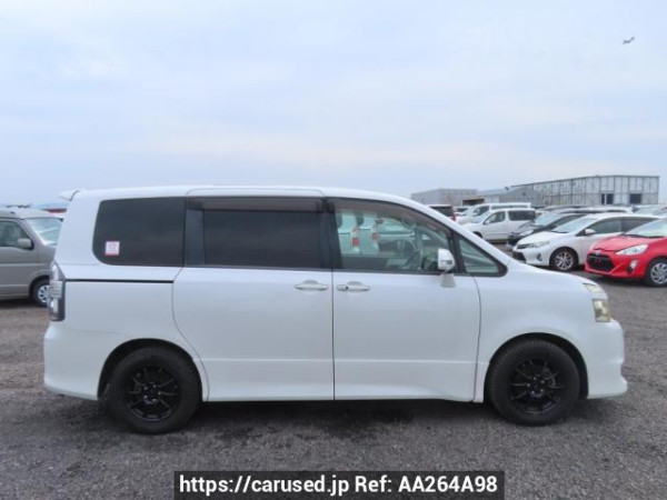 Used 2009 AT toyota voxy ZRR70W Image[7]