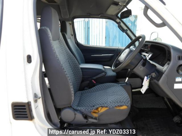 Used 2003 AT toyota hiace-commuter RZH125B Image[13]