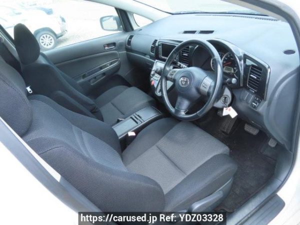 Used 2005 AT toyota wish ZNE10G Image[11]