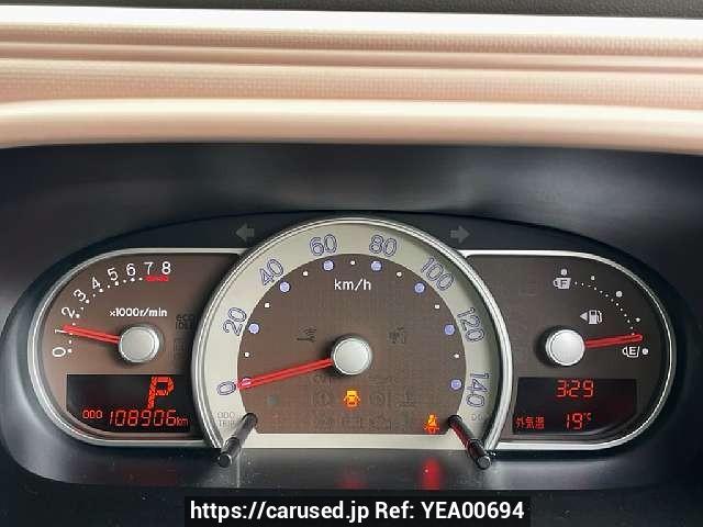 Buy Used 2014 Daihatsu Mira Cocoa DBA-L675S (YEA00694) - Carused.jp