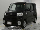Toyota Pixis Mega LA700A