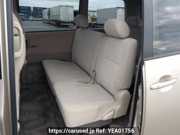 Used 2005 AT toyota noah AZR60G Image[15]