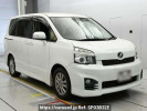 Toyota Voxy ZRR70Wカイ