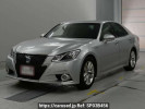 Toyota Crown Hybrid AWS210