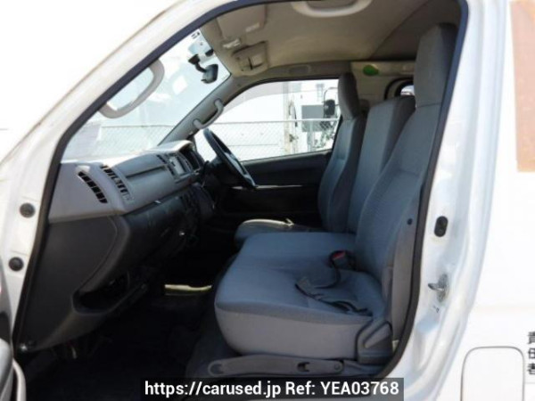 Used 2006 AT toyota hiace-van KDH205V Image[10]