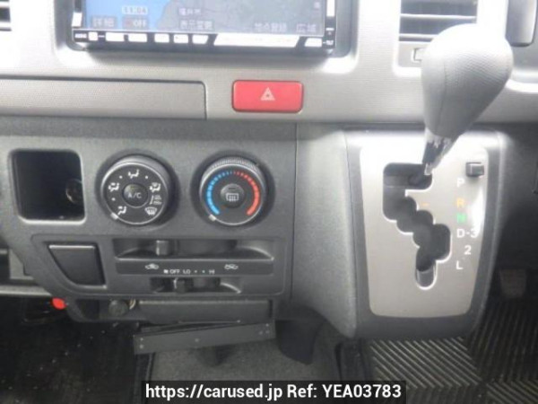 Used 2007 AT toyota regiusace-van KDH200V Image[19]