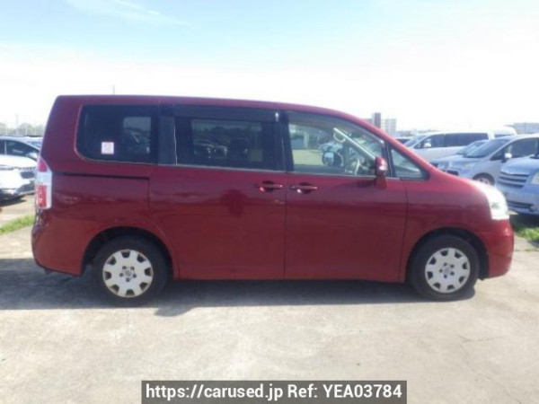 Used 2007 AT toyota noah ZRR70G Image[7]
