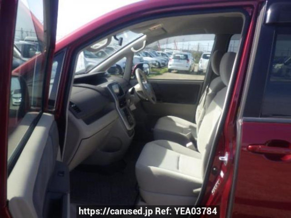 Used 2007 AT toyota noah ZRR70G Image[11]