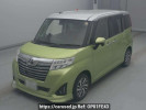 Toyota Roomy M900A