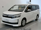 Toyota Voxy ZRR80G