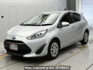 Toyota Aqua NHP10
