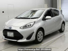 Toyota Aqua NHP10