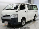 Toyota Regiusace Van TRH200V