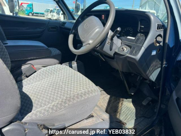 Used 2002 AT toyota hiace-van RZH112V Image[9]