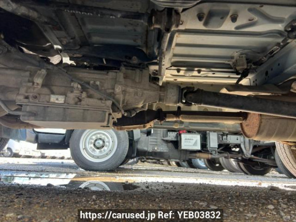 Used 2002 AT toyota hiace-van RZH112V Image[18]
