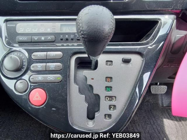 Used 2005 AT toyota wish ZNE10G Image[26]