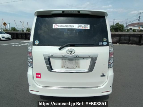 Used 2010 AT toyota voxy ZRR70W Image[5]