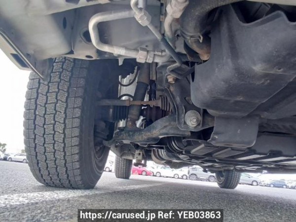 Used 2005 AT toyota hiace-van KDH205K Image[38]
