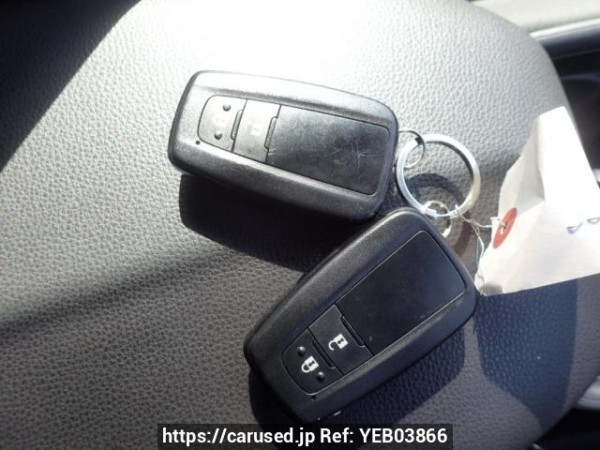 Used 2020 AT toyota rav4 MXAA54 Image[28]