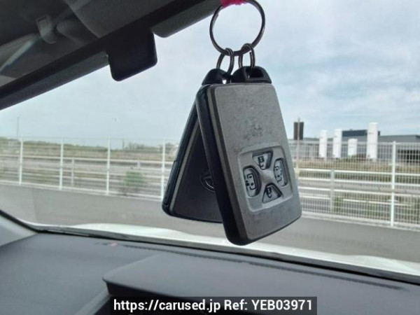 Used 2009 AT toyota voxy ZRR70W Image[28]