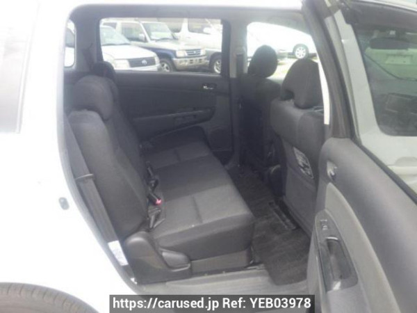 Used 2005 AT toyota wish ZNE10G Image[13]