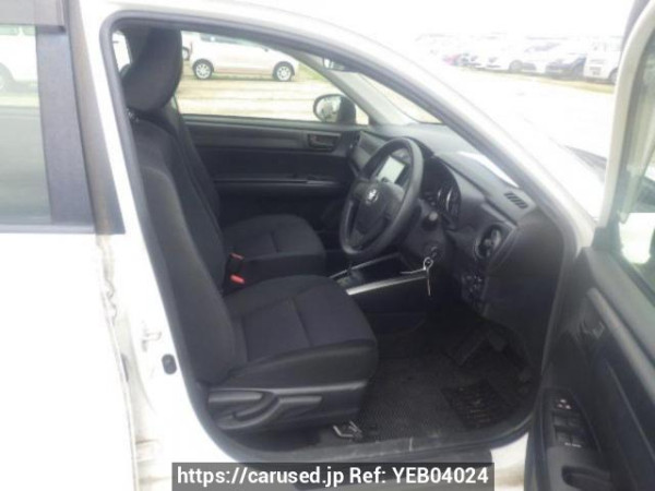 Used 2018 AT toyota corolla-fielder NRE161G Image[11]