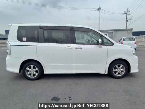 Used 2010 AT toyota voxy ZRR70W Image[7]